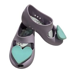 Baubles and Soles Little Girl Size 7 Shoe in Pastel Lavender with Teal Heart